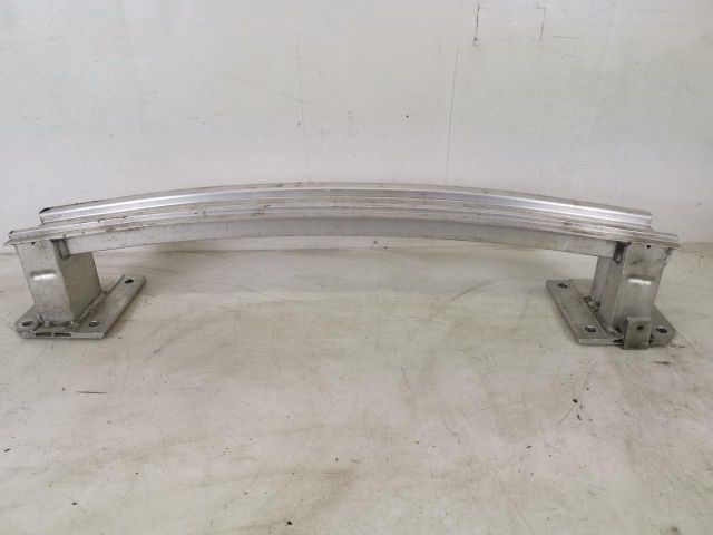 bontott MERCEDES-BENZ GLE Hátsó Lökhárító Merevítő (Fém)