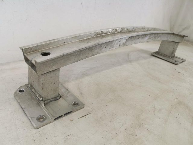 bontott MERCEDES-BENZ GLE Hátsó Lökhárító Merevítő (Fém)