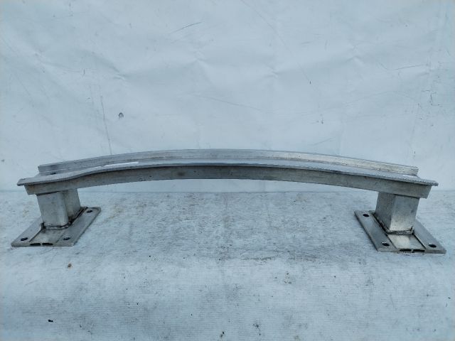 bontott MERCEDES-BENZ GLE Hátsó Lökhárító Merevítő (Fém)