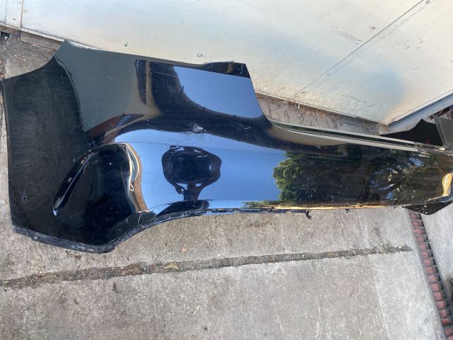 bontott MERCEDES-BENZ GLE Hátsó Lökhárító (Üresen)