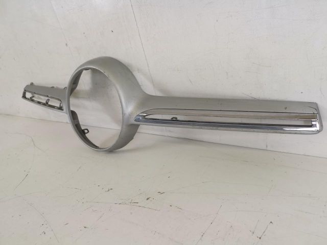 bontott MERCEDES-BENZ GLE Hűtőrács