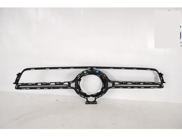 bontott MERCEDES-BENZ GLE Hűtőrács