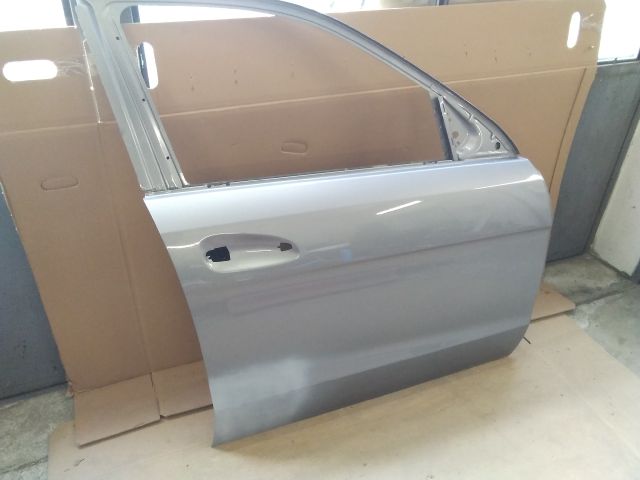 bontott MERCEDES-BENZ GLE Jobb első Ajtó (Üres lemez)