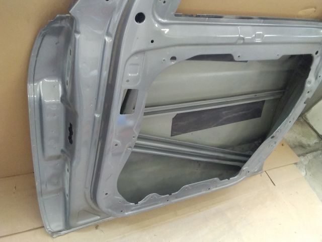 bontott MERCEDES-BENZ GLE Jobb első Ajtó (Üres lemez)