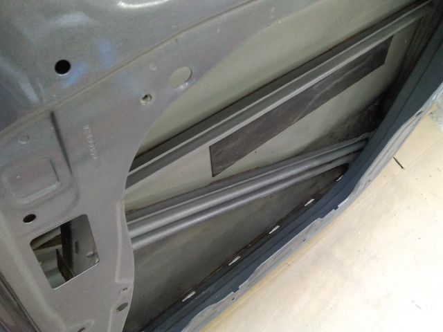 bontott MERCEDES-BENZ GLE Jobb első Ajtó (Üres lemez)