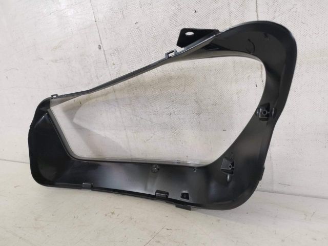 bontott MERCEDES-BENZ GLE Jobb első Lámpabúra