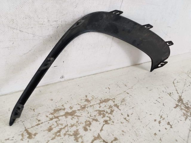 bontott MERCEDES-BENZ GLE Jobb első Lökhárító Díszléc