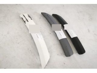 bontott MERCEDES-BENZ GLE Jobb első Lökhárító Díszléc