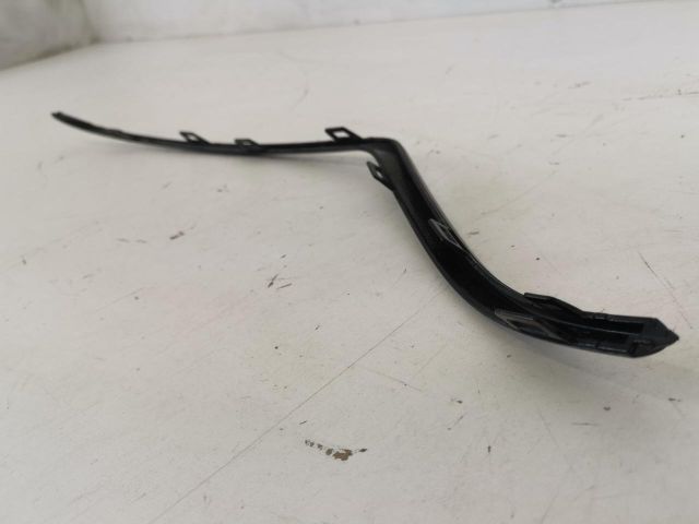 bontott MERCEDES-BENZ GLE Jobb első Lökhárító Díszléc