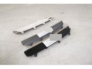 bontott MERCEDES-BENZ GLE Jobb első Lökhárító Díszléc