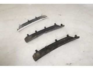 bontott MERCEDES-BENZ GLE Jobb első Lökhárító Díszléc