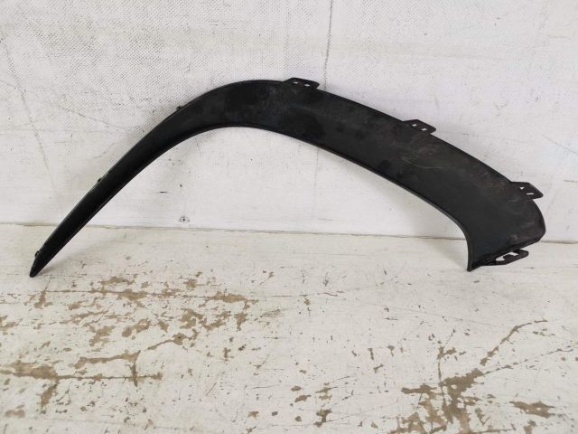 bontott MERCEDES-BENZ GLE Jobb első Lökhárító Díszléc