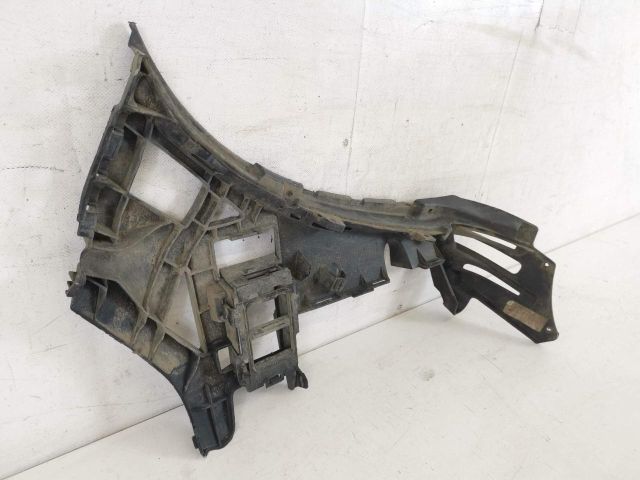 bontott MERCEDES-BENZ GLE Jobb első Lökhárító Tartó (Műanyag)