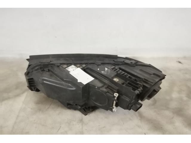 bontott MERCEDES-BENZ GLE Jobb Fényszóró