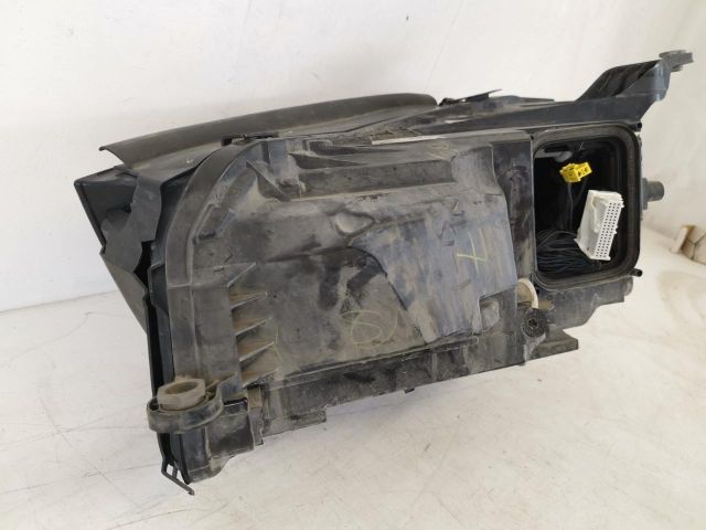 bontott MERCEDES-BENZ GLE Jobb Fényszóró