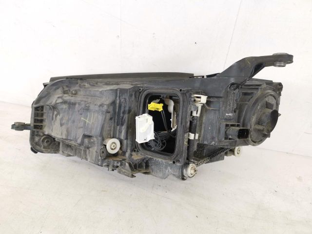 bontott MERCEDES-BENZ GLE Jobb Fényszóró