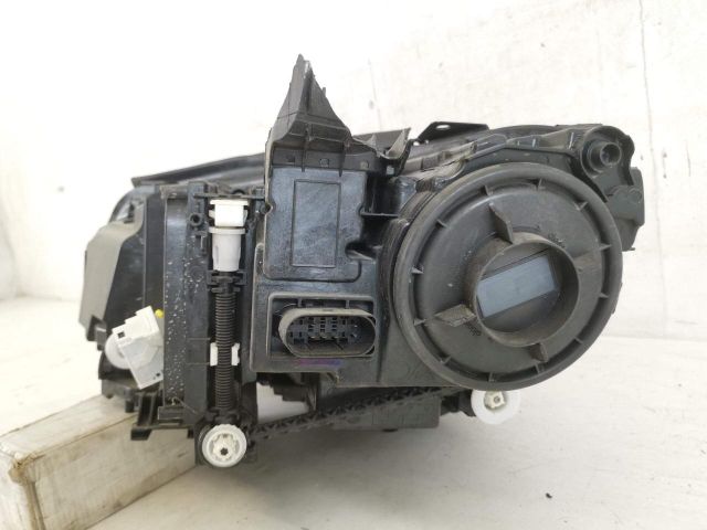 bontott MERCEDES-BENZ GLE Jobb Fényszóró