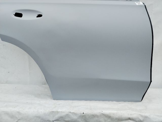 bontott MERCEDES-BENZ GLE Jobb hátsó Ajtó (Üres lemez)