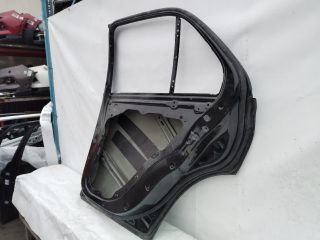bontott MERCEDES-BENZ GLE Jobb hátsó Ajtó (Üres lemez)