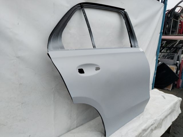 bontott MERCEDES-BENZ GLE Jobb hátsó Ajtó (Üres lemez)