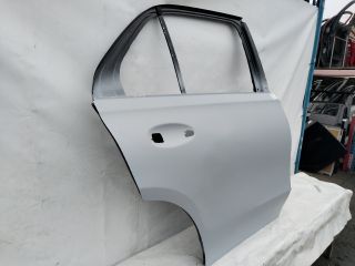 bontott MERCEDES-BENZ GLE Jobb hátsó Ajtó (Üres lemez)