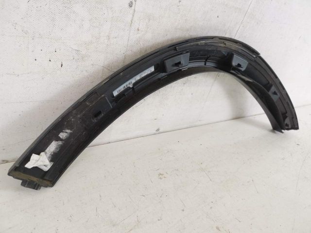 bontott MERCEDES-BENZ GLE Jobb hátsó Sárvédő Díszléc