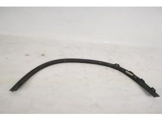 bontott MERCEDES-BENZ GLE Jobb hátsó Sárvédő Díszléc