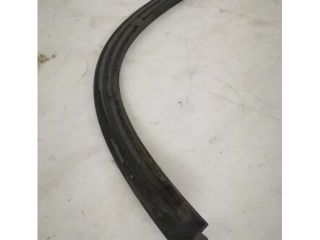 bontott MERCEDES-BENZ GLE Jobb hátsó Sárvédő Díszléc