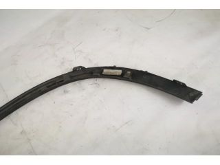 bontott MERCEDES-BENZ GLE Jobb hátsó Sárvédő Díszléc