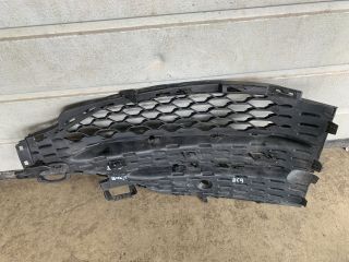 bontott MERCEDES-BENZ GLE Jobb Ködlámpa Rács