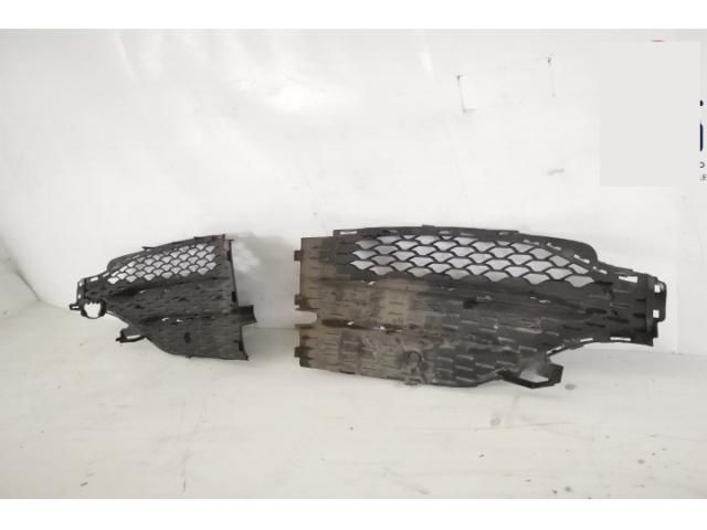 bontott MERCEDES-BENZ GLE Jobb Ködlámpa Rács