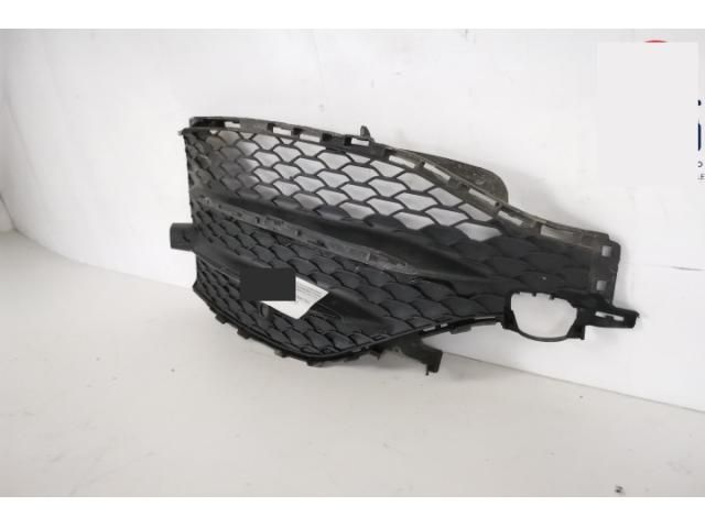 bontott MERCEDES-BENZ GLE Jobb Ködlámpa Rács