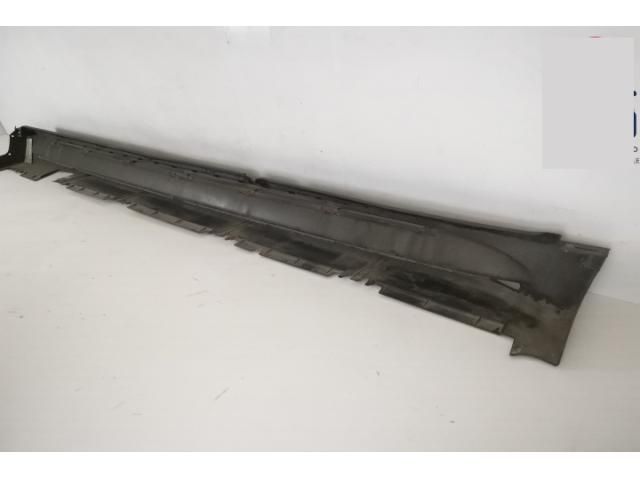 bontott MERCEDES-BENZ GLE Jobb Küszöb