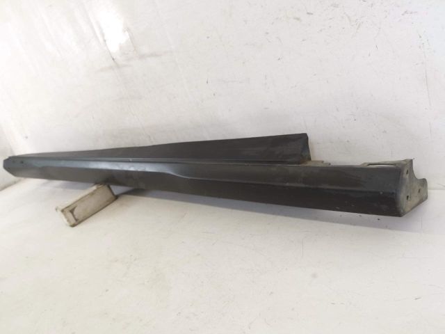 bontott MERCEDES-BENZ GLE Jobb Küszöb