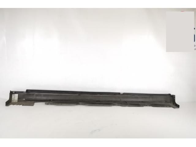 bontott MERCEDES-BENZ GLE Jobb Küszöb