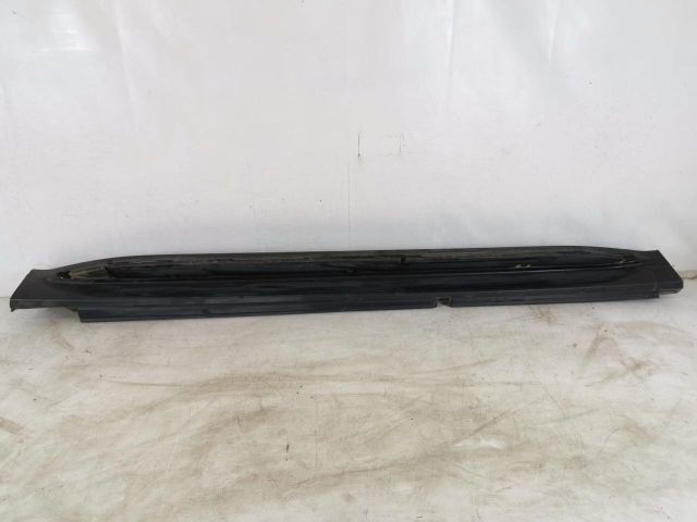 bontott MERCEDES-BENZ GLE Jobb Küszöb