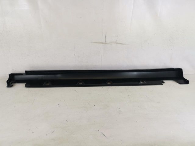 bontott MERCEDES-BENZ GLE Jobb Küszöb