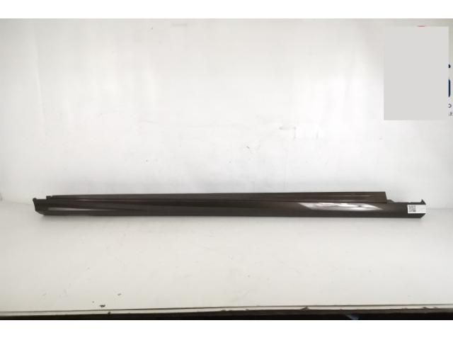 bontott MERCEDES-BENZ GLE Jobb Küszöb