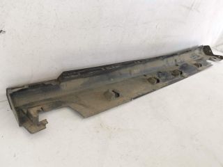 bontott MERCEDES-BENZ GLE Jobb Küszöb