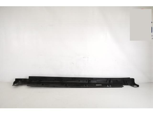 bontott MERCEDES-BENZ GLE Jobb Küszöb