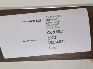 bontott MERCEDES-BENZ GLE Középső Műszerfal Díszléc