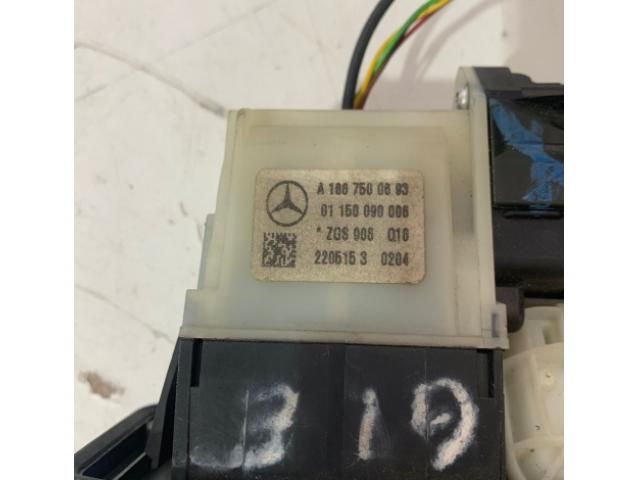 bontott MERCEDES-BENZ GLE Tolatókamera