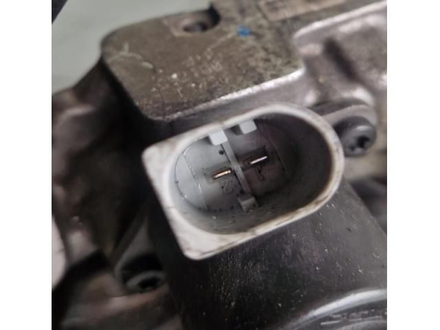 bontott MERCEDES-BENZ GLK-CLASS Adagoló