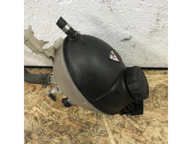 bontott MERCEDES-BENZ GLK-CLASS Kiegyenlítő Tartály