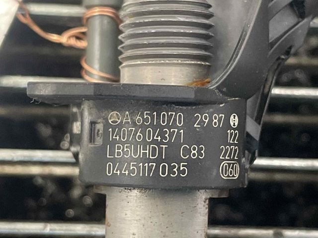 bontott MERCEDES-BENZ GLK-CLASS Porlasztó (1 db)