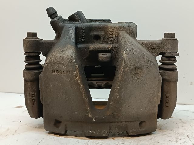 bontott MERCEDES-BENZ GLK-CLASS Bal első Féknyereg Munkahengerrel