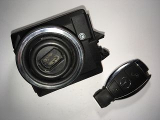 bontott MERCEDES-BENZ GLK-CLASS Gyújtáskapcsoló Házzal
