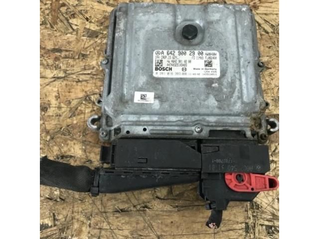 bontott MERCEDES-BENZ GLK-CLASS Motorvezérlő