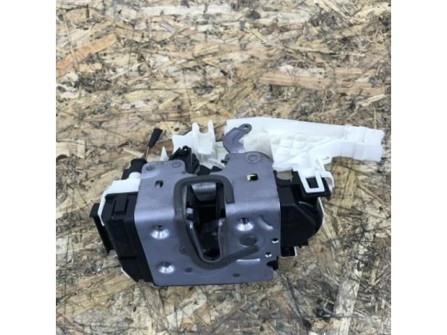 bontott MERCEDES-BENZ GLK-CLASS Bal első Ajtózár