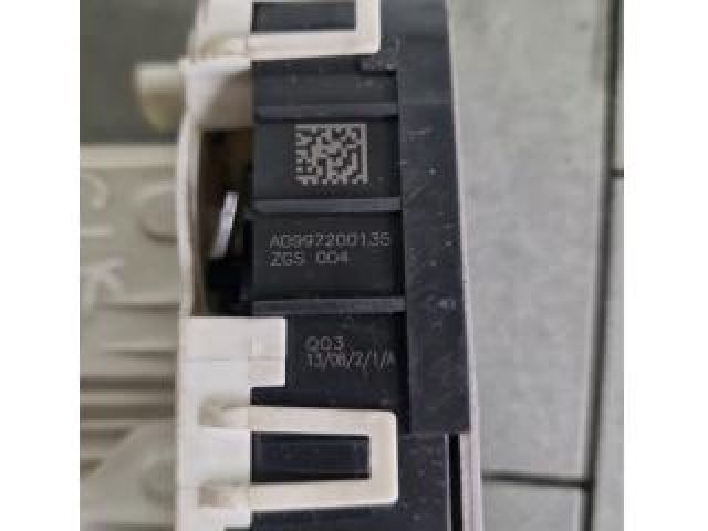 bontott MERCEDES-BENZ GLK-CLASS Bal első Ajtózár